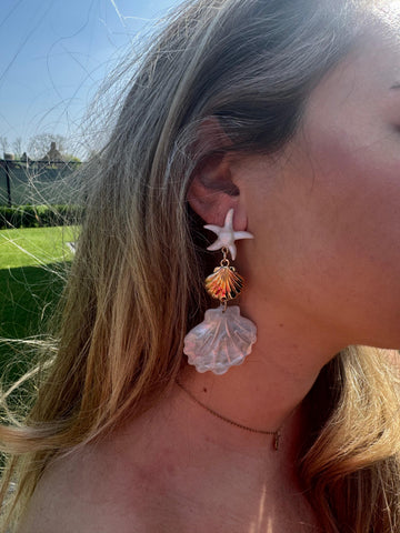 Long earring starfish and shell